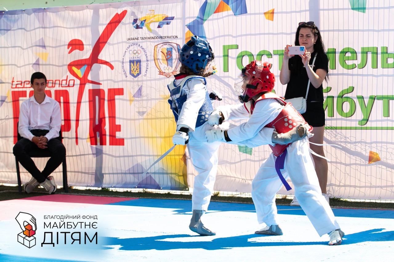 БФ “Майбутнє – дітям” разом з НОК України в Київській області долучився до проведення Кубка Гостомеля з тхеквондо